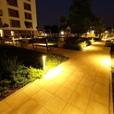 Łódź Fabryczna Apartament Lódź Exterior foto
